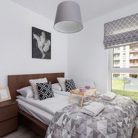 Krowodrza Apartment Premium With Balcony By Renters Prestige كراكوفيا المظهر الخارجي الصورة