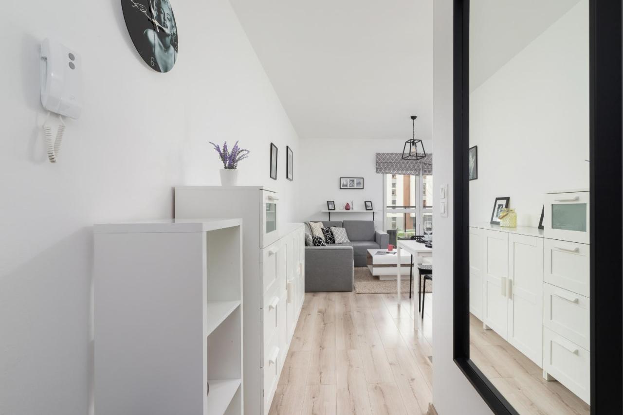 Krowodrza Apartment Premium With Balcony By Renters Prestige كراكوفيا المظهر الخارجي الصورة